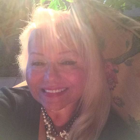 Meet your Posher, Azar - Picture 1 of 1